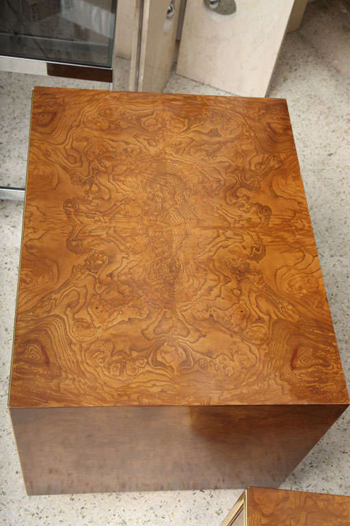 Late 20th Century Pair of American Modern Burl Walnut and Brass End Tables