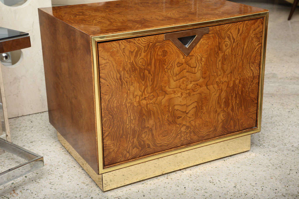 Pair of American Modern Burl Walnut and Brass End Tables 1