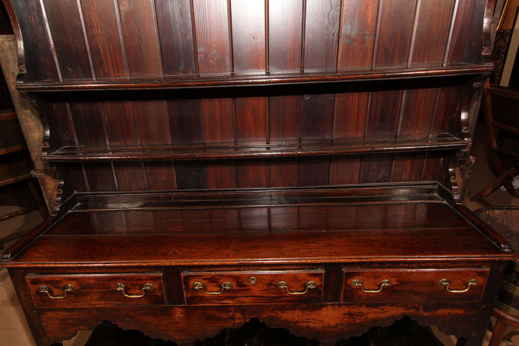 Welsh Dresser With Plate Rack 2