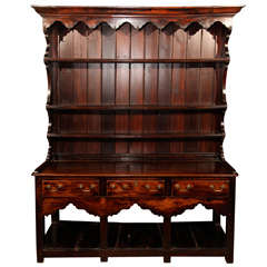 Welsh Dresser With Plate Rack