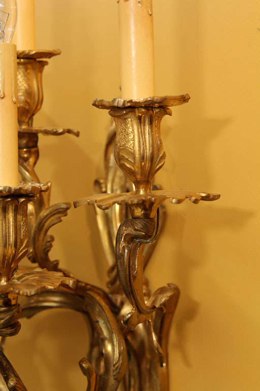 French Louis XV Style Bronze Sconces In Excellent Condition For Sale In Kirkland, WA