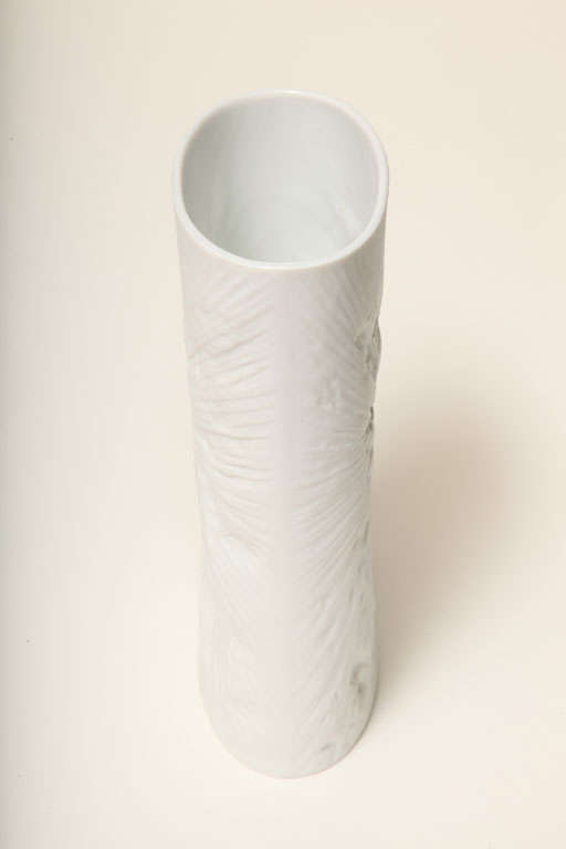 White On White Impressed Porcelain Tie Die Rosenthal Vase In Excellent Condition In North Miami, FL