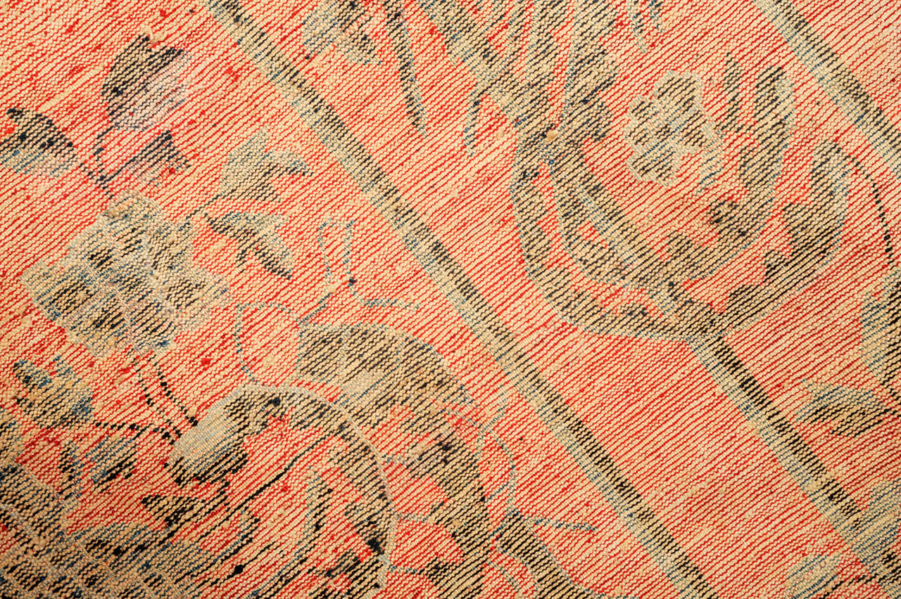 Antiker kaiserlich- chinesischer roter Seidenteppich mit Phoenixen, antik im Zustand „Gut“ im Angebot in Milan, IT