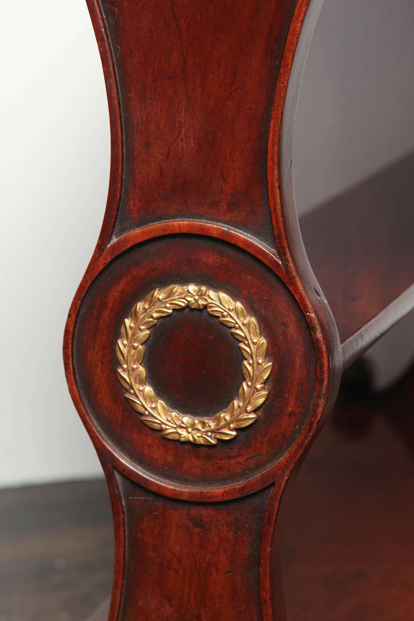 19th Century English Regency Mahogany Center Table For Sale 4