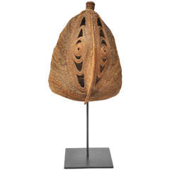 Early 20th Century Extra Large Yam Mask from Paupa New Guinea 4