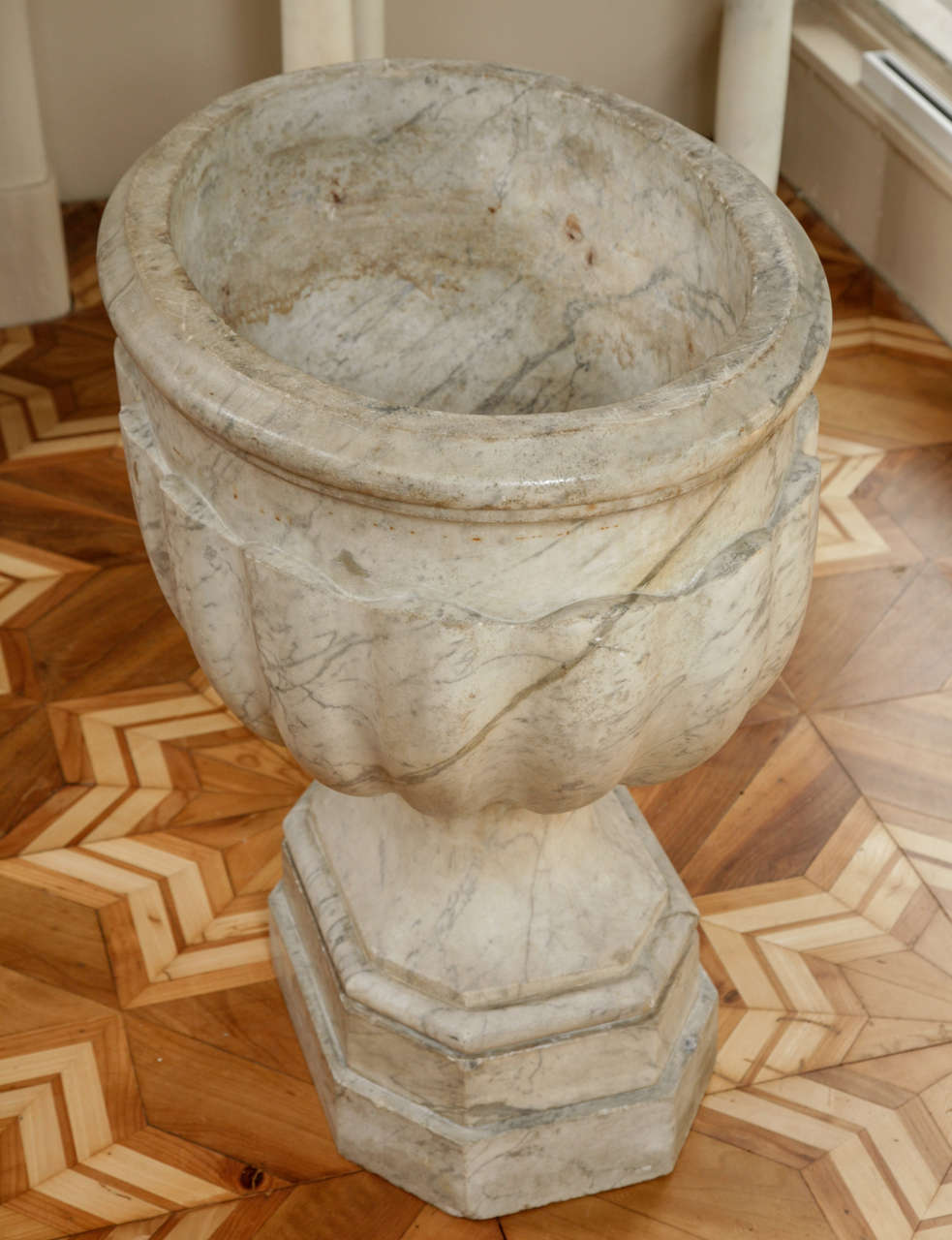 19th Century Marble Cistern, circa 1810 For Sale