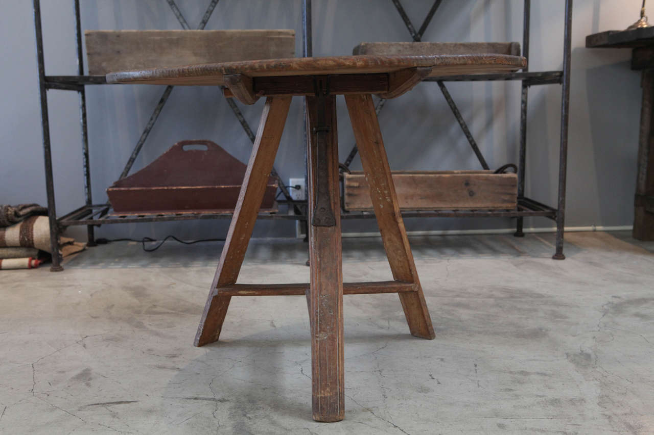18th Century and Earlier Swedish Round Top Table