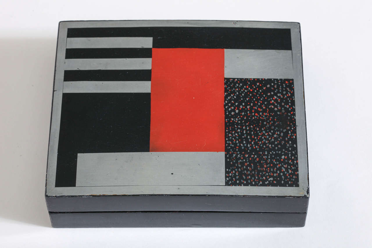 French Art Deco Lacquered Box In Excellent Condition For Sale In New York, NY
