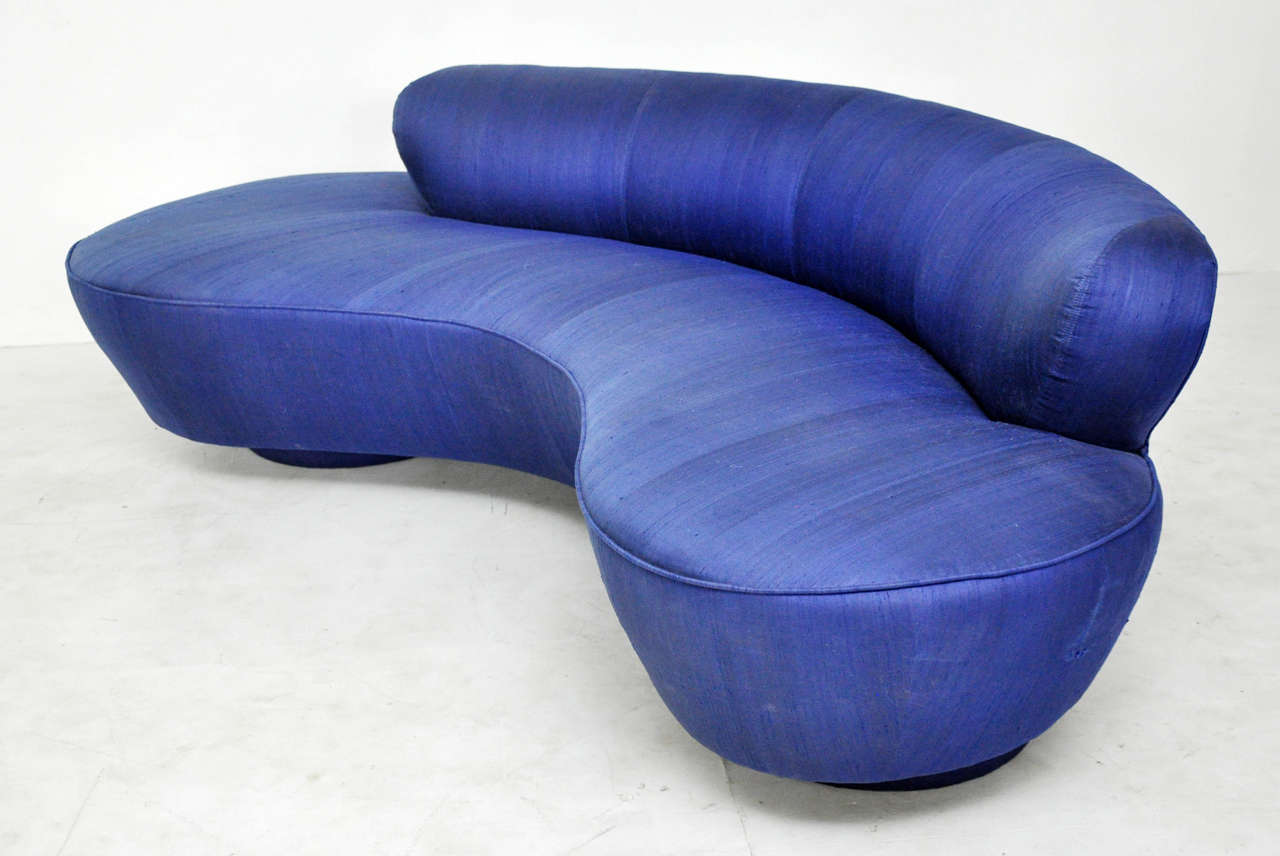 Biomorphic shape sofa by Vladimir Kagan for Directional.