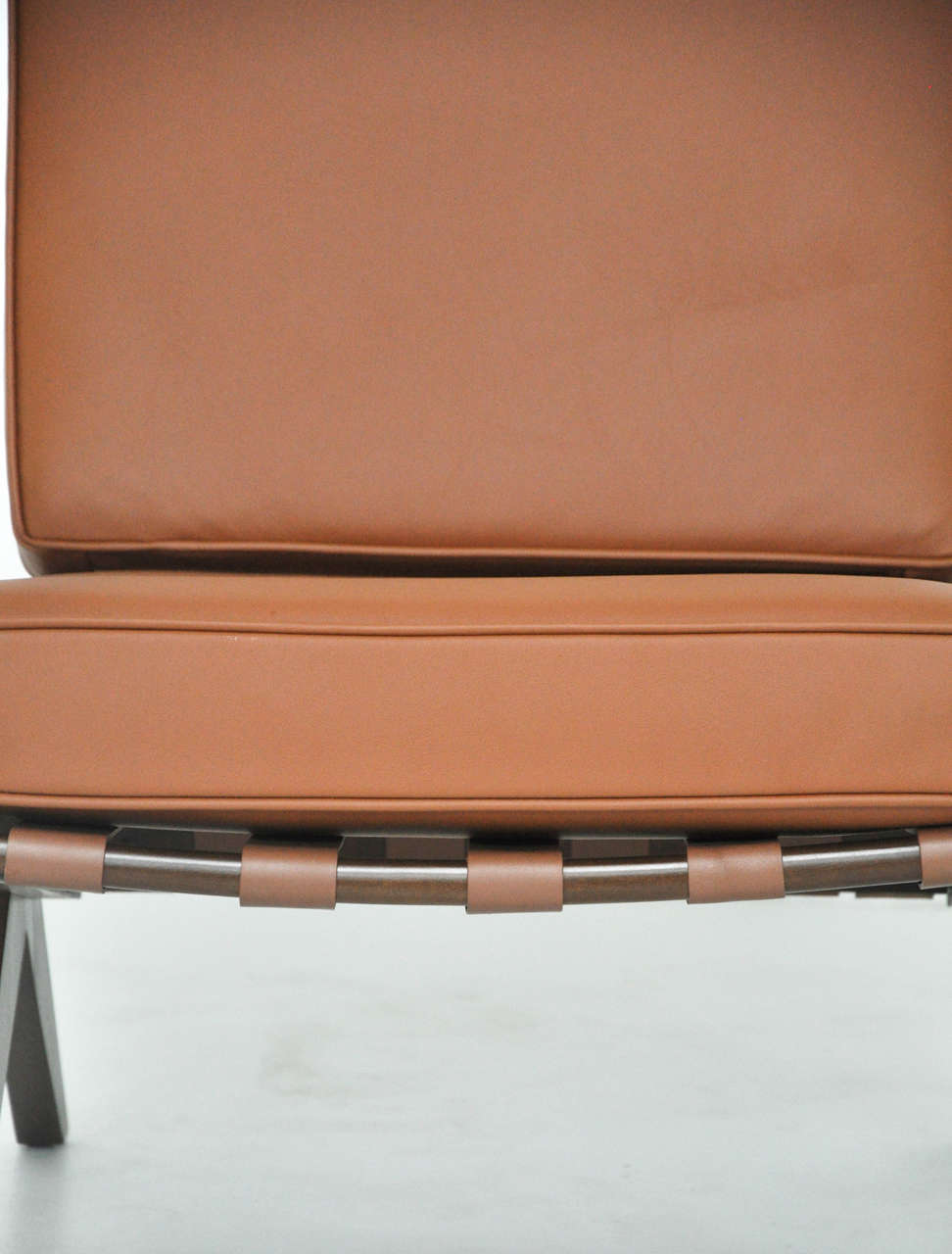 Pierre Jeanneret Scissor Chair In Excellent Condition In Chicago, IL