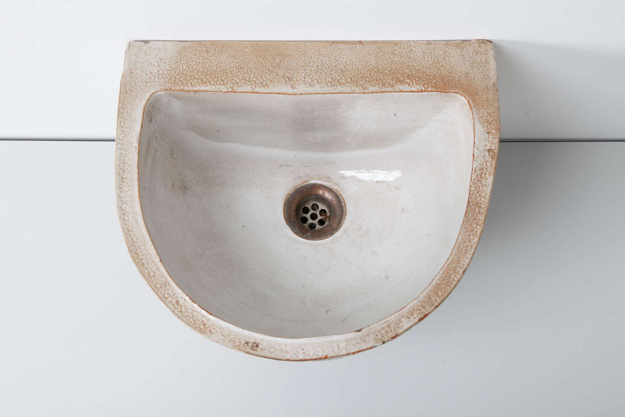 Hand-Crafted Stylish Ceramic Sink Designed by Perignem