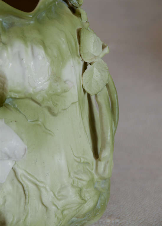 Green Art Potterty Vase 4