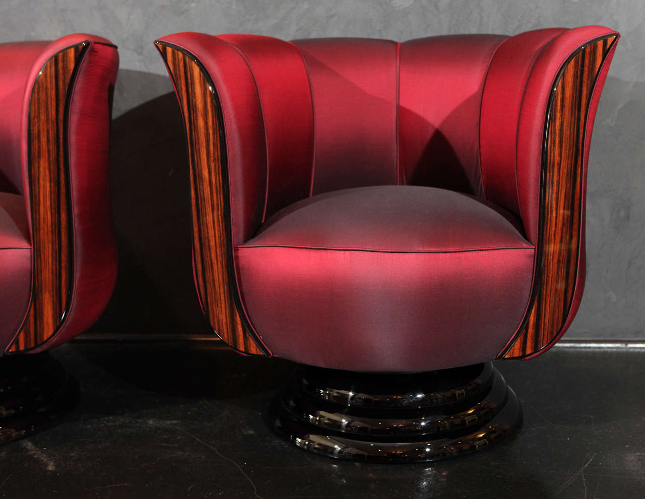 German Pair of Red Silk Tulip Chairs For Sale