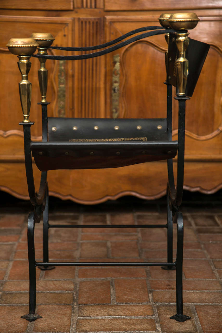 20th Century Italian Curule Armchair For Sale