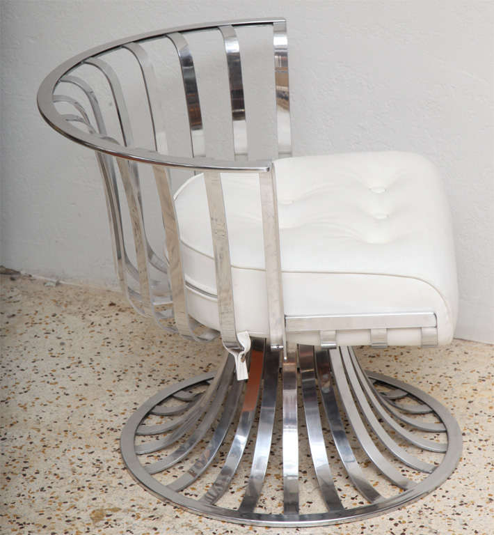Mid-20th Century Pair of Russell Woodard Polished  Aluminum Lounge Chairs
