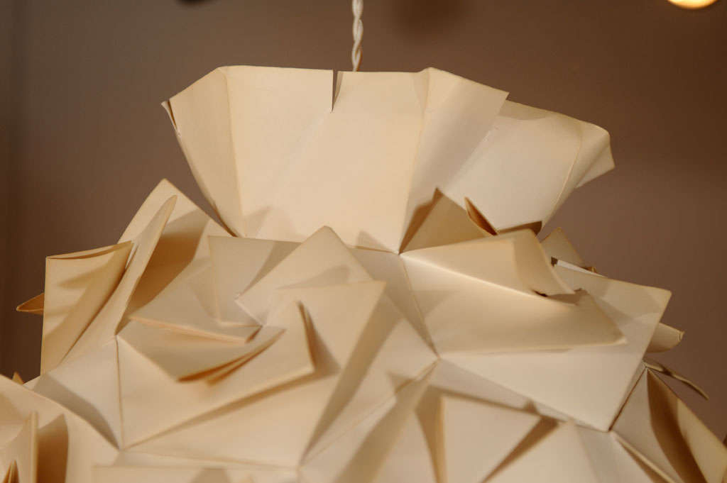 Origami Hardpaper Light Sculpture In Good Condition In Toronto, ON