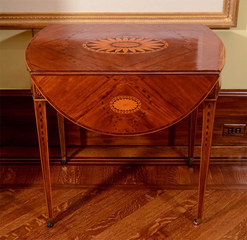 A Fine George Iii Inlaid Guadalupe Wood Pembroke Table For Sale 4