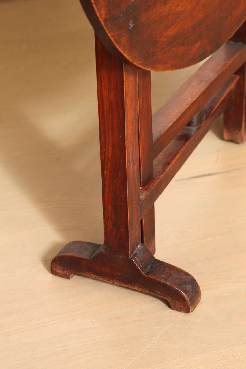 French Oval Cherry Folding Tilt Top Side Table, Late 19th or 20th Century For Sale 1