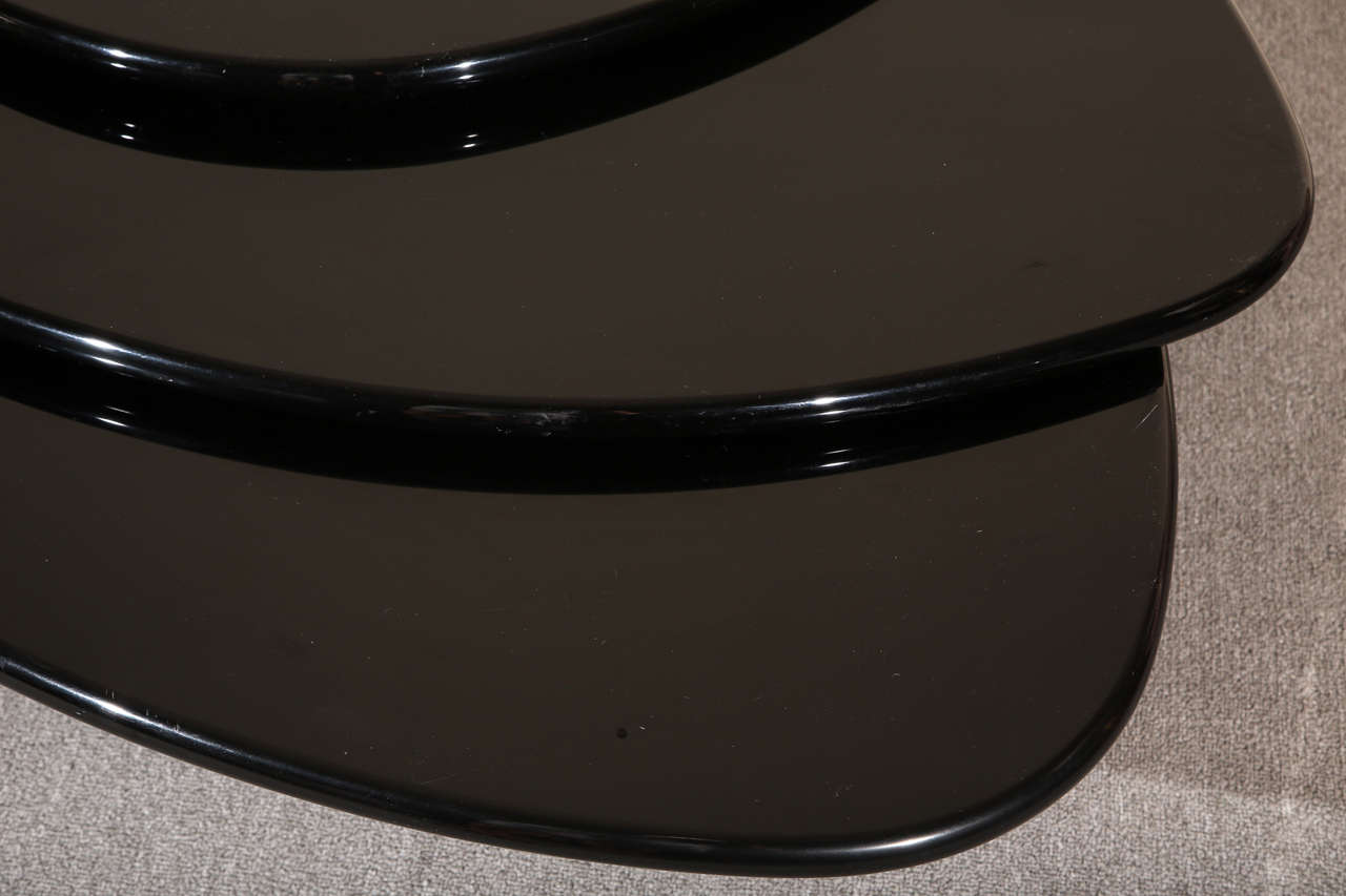 Black Lacquered Coffee table by Rougier In Good Condition In New York, NY