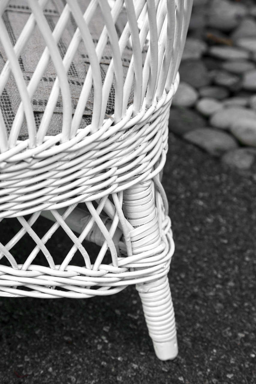 Antique Bar Harbor Wicker Sofa 2