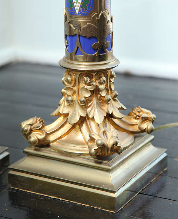 Cloissoné Pair of Aesthetic Movement Cloisonne and Bronze Table Lamps For Sale