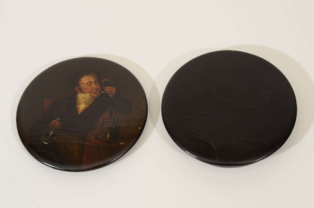 An Early 19th Century English Papier-Mâché Snuff Box 5