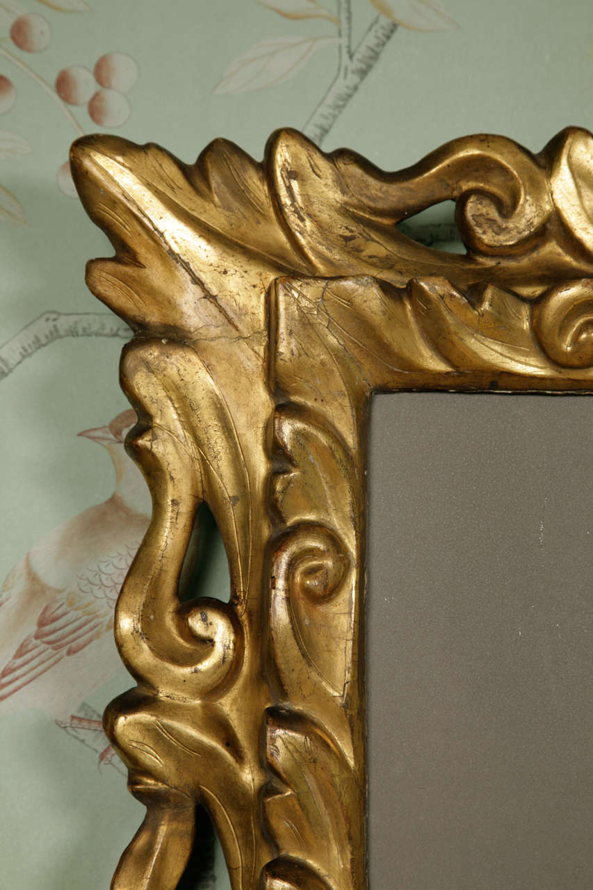 Mid-18th Century Italian Carved Mirror Featuring Original Gilding In Good Condition In London, GB