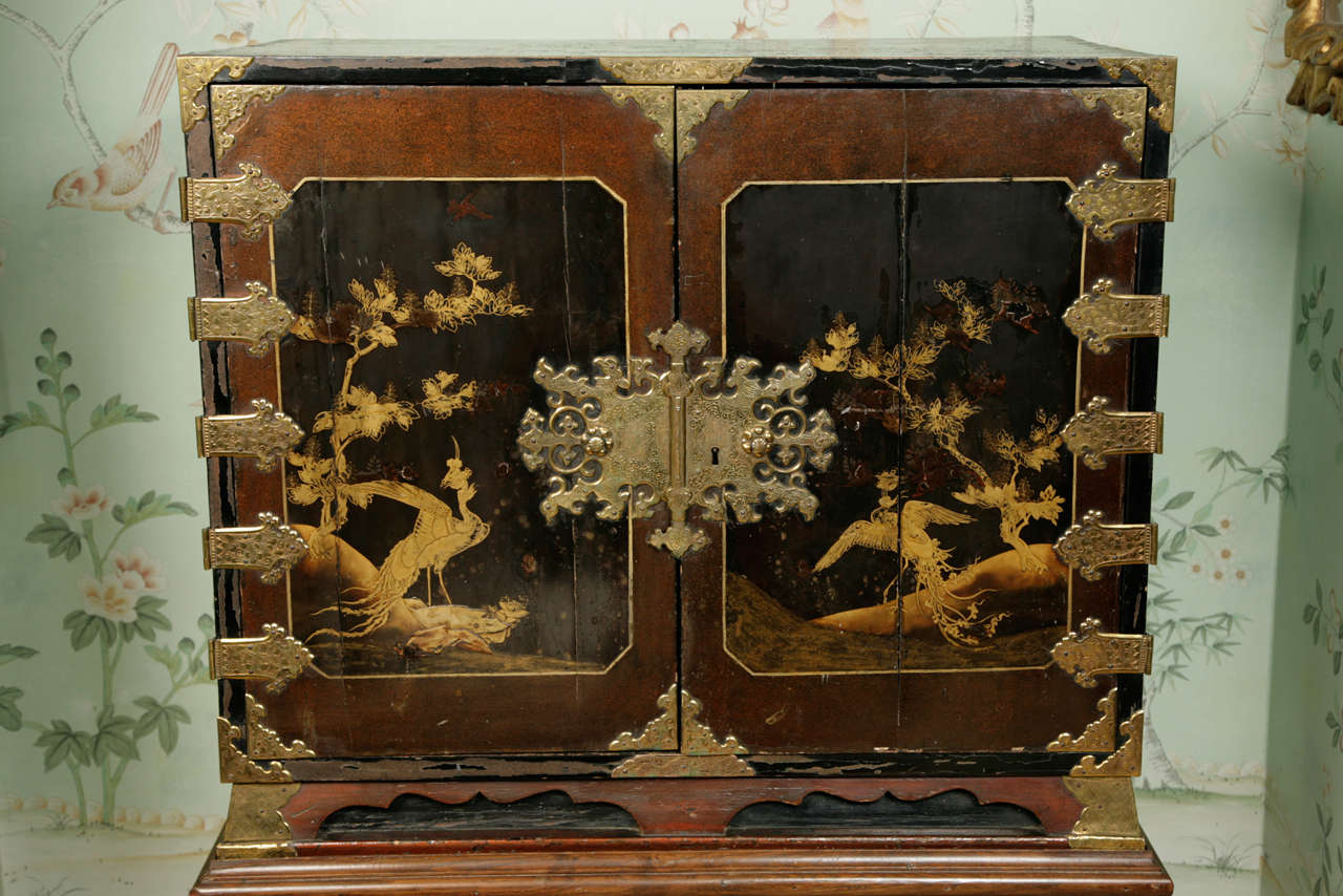 A 17th Century Japanese Lacquer Cabinet on English Stand 5