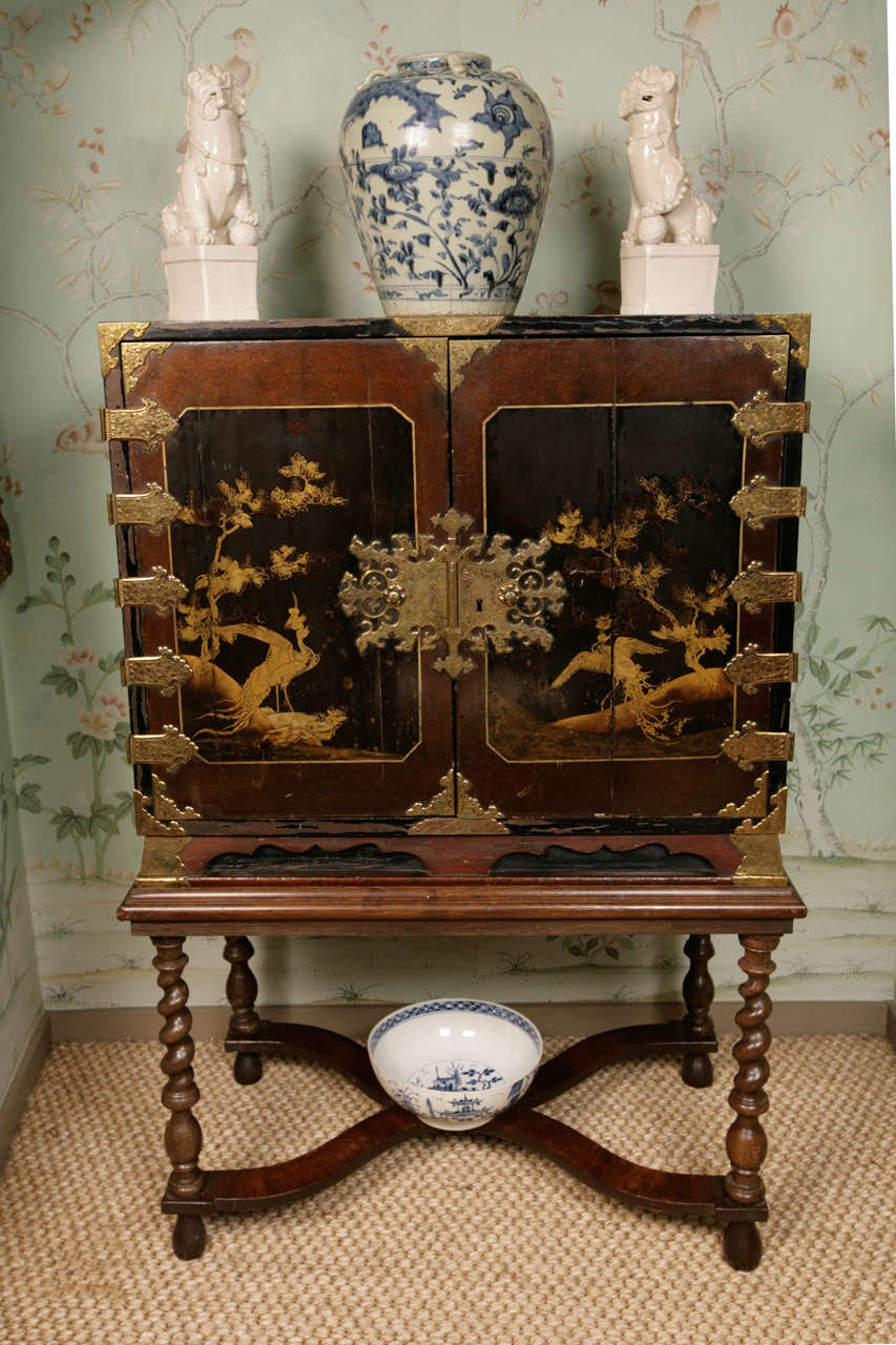 A 17th Century Japanese Lacquer Cabinet on English Stand 4