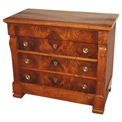 Early 19th century French walnut commode 7