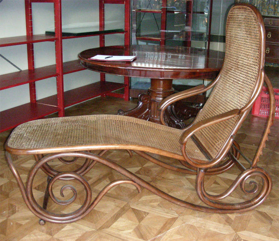 1900s Rare Chaise Longue by Thonet For Sale 5