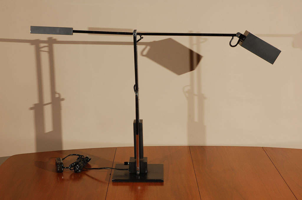 Steel Counter Balance Task lamp For Sale