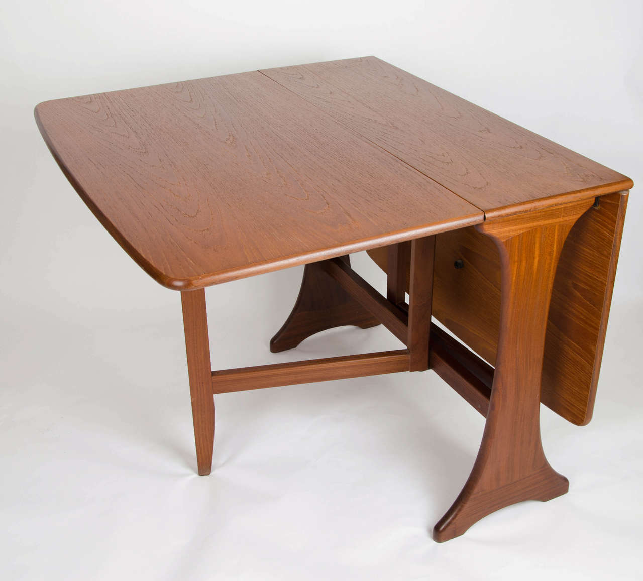Mid-Century Modern G-Plan Mid Century Modern Dining Table Drop-Leaf Makers Label, Circa 1950s