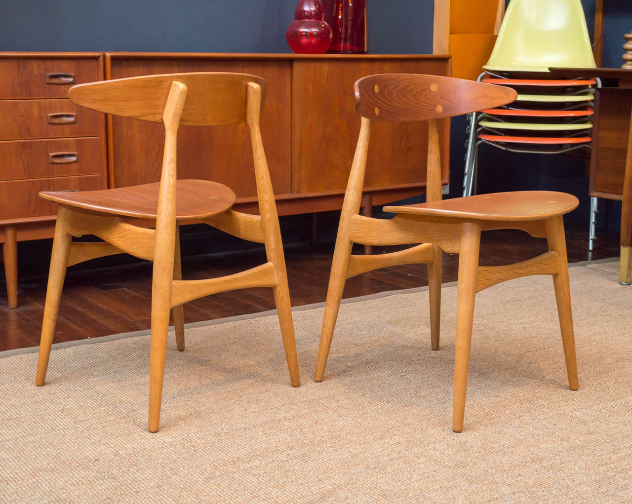 Mid-Century Modern Hans J. Wegner CH33 Dining Chairs