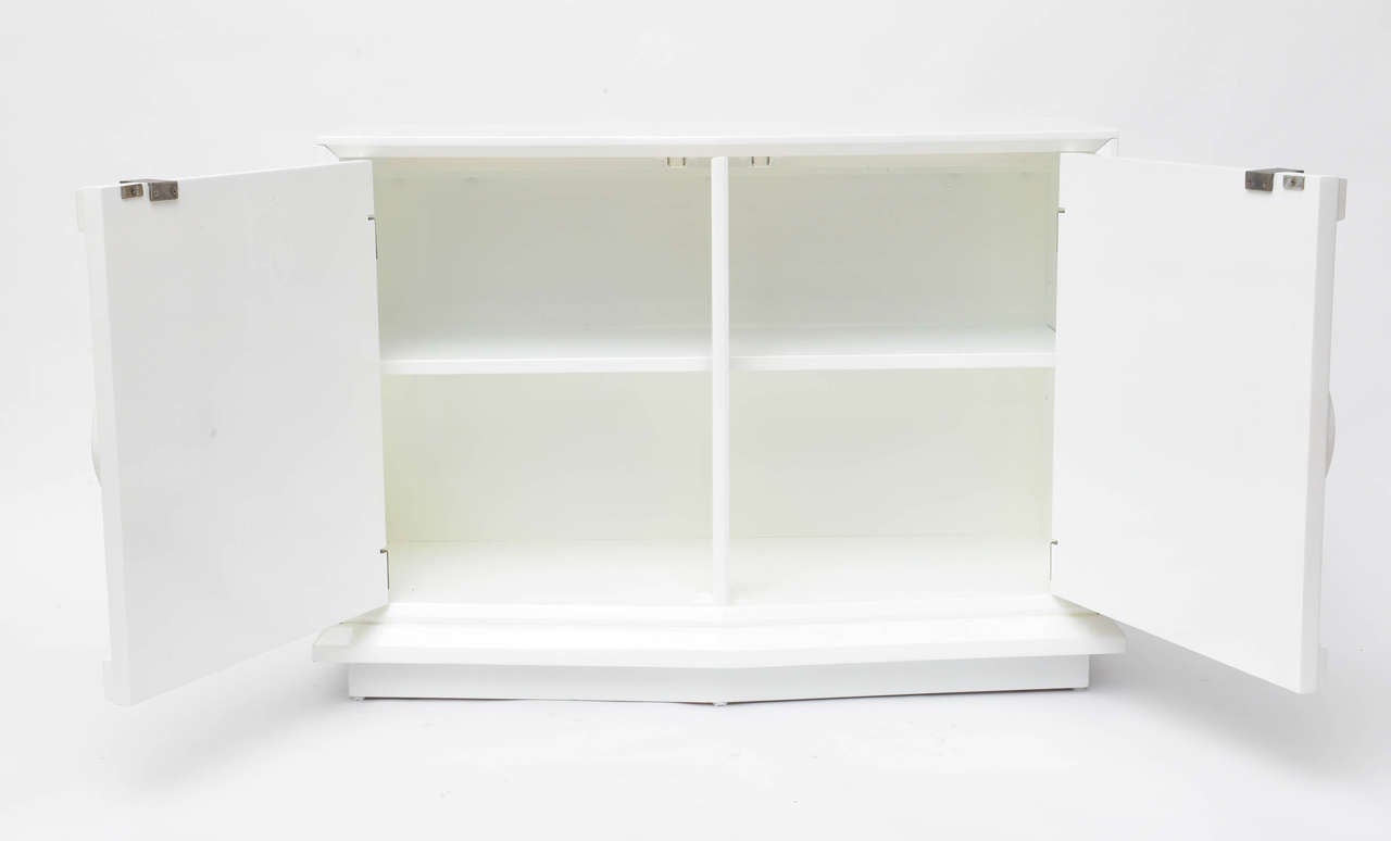 MidCentury Modern White Lacquer at 1stdibs
