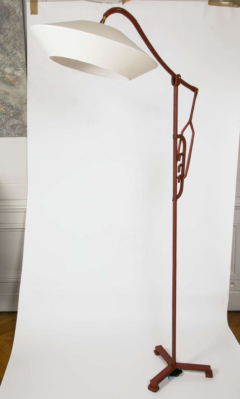 Nice stitched leather floor lamp by Jacques Adnet
Great condition!
Low high is: 160 cm.