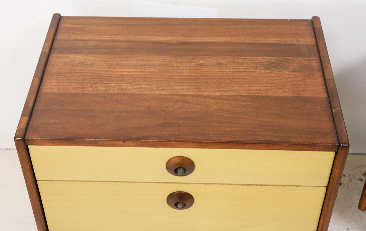 Pair of Solid Walnut Nightstands In Excellent Condition In Los Angeles, CA