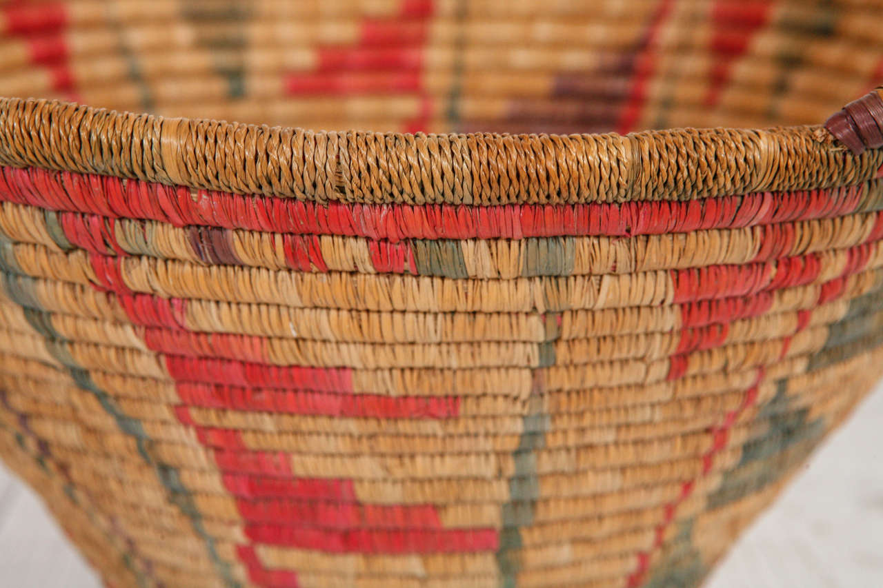 Woven Grass American Indian Baskets at 1stdibs
