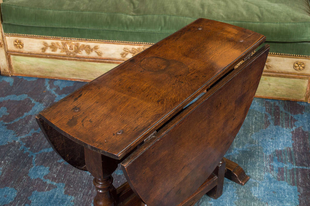 Diminutive English Oak Gateleg Table, circa 1750 For Sale 3