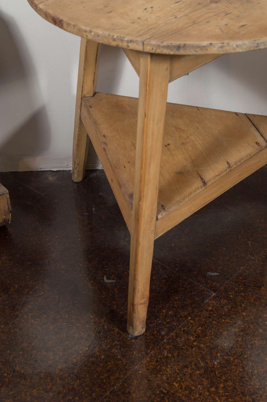 19th Century Pale Pine Cricket Table with Triangular Shelf, English, circa 1880