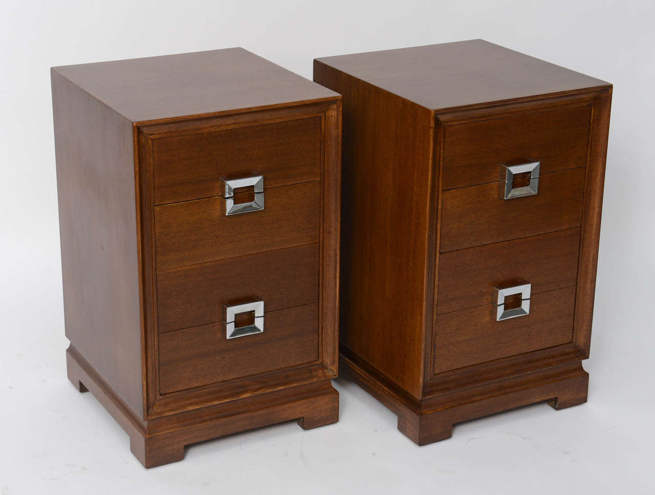 Mid-Century Modern Pair of 1940s Paul Frankl Style Night Stands by Red Lion