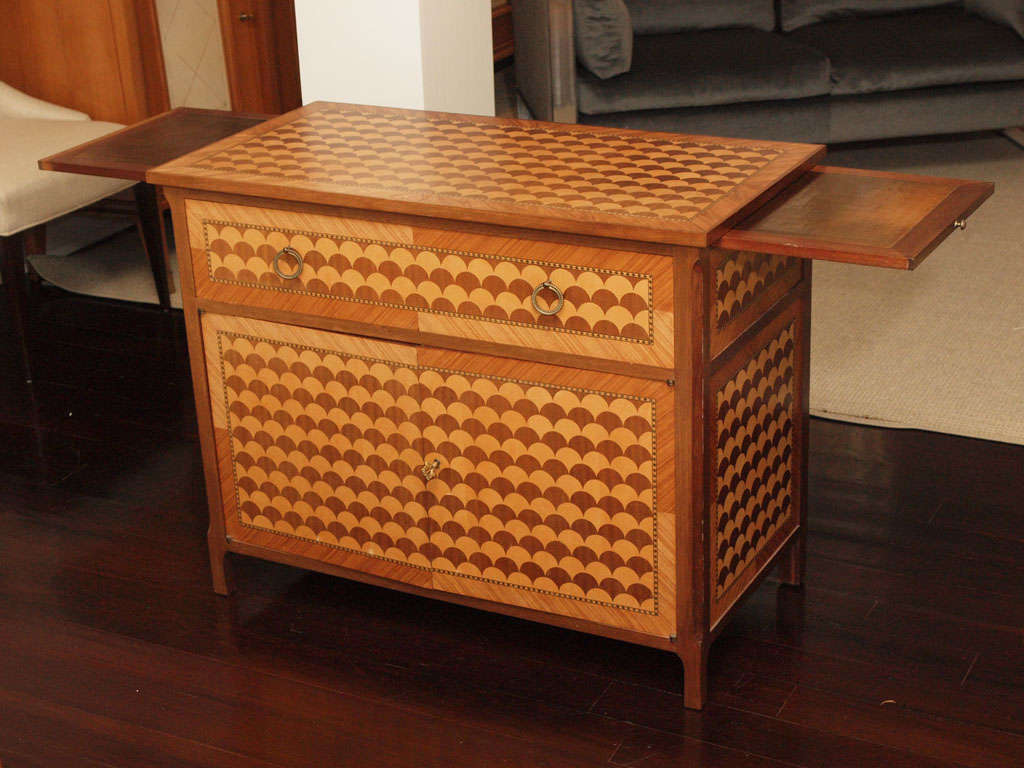 Fish-Scale Marquetry Commode 6