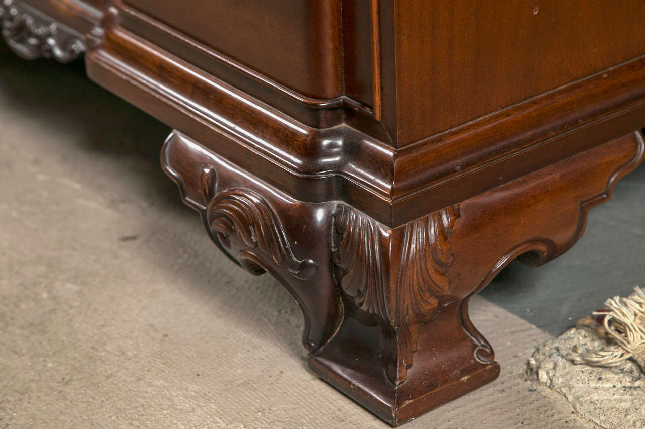 Late 20th Century Mahogany Block Front Georgian Style Goffard Townsend Secretary Desk
