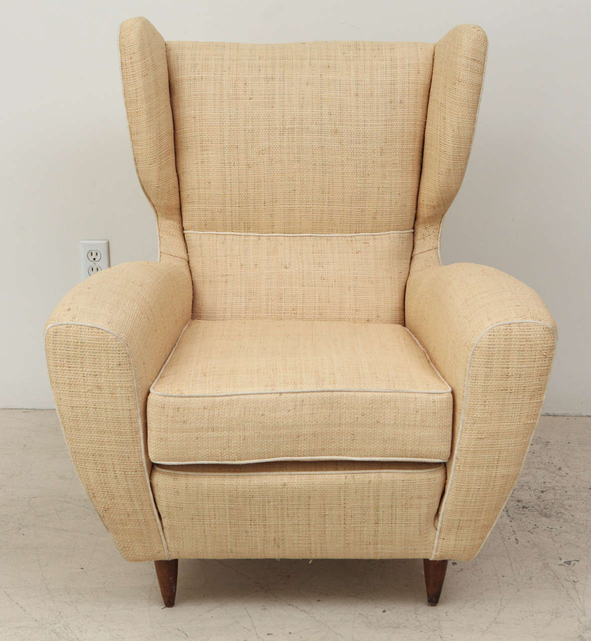 Pair of Raffia Upholstered Midcentury Italian Wing Chairs 1