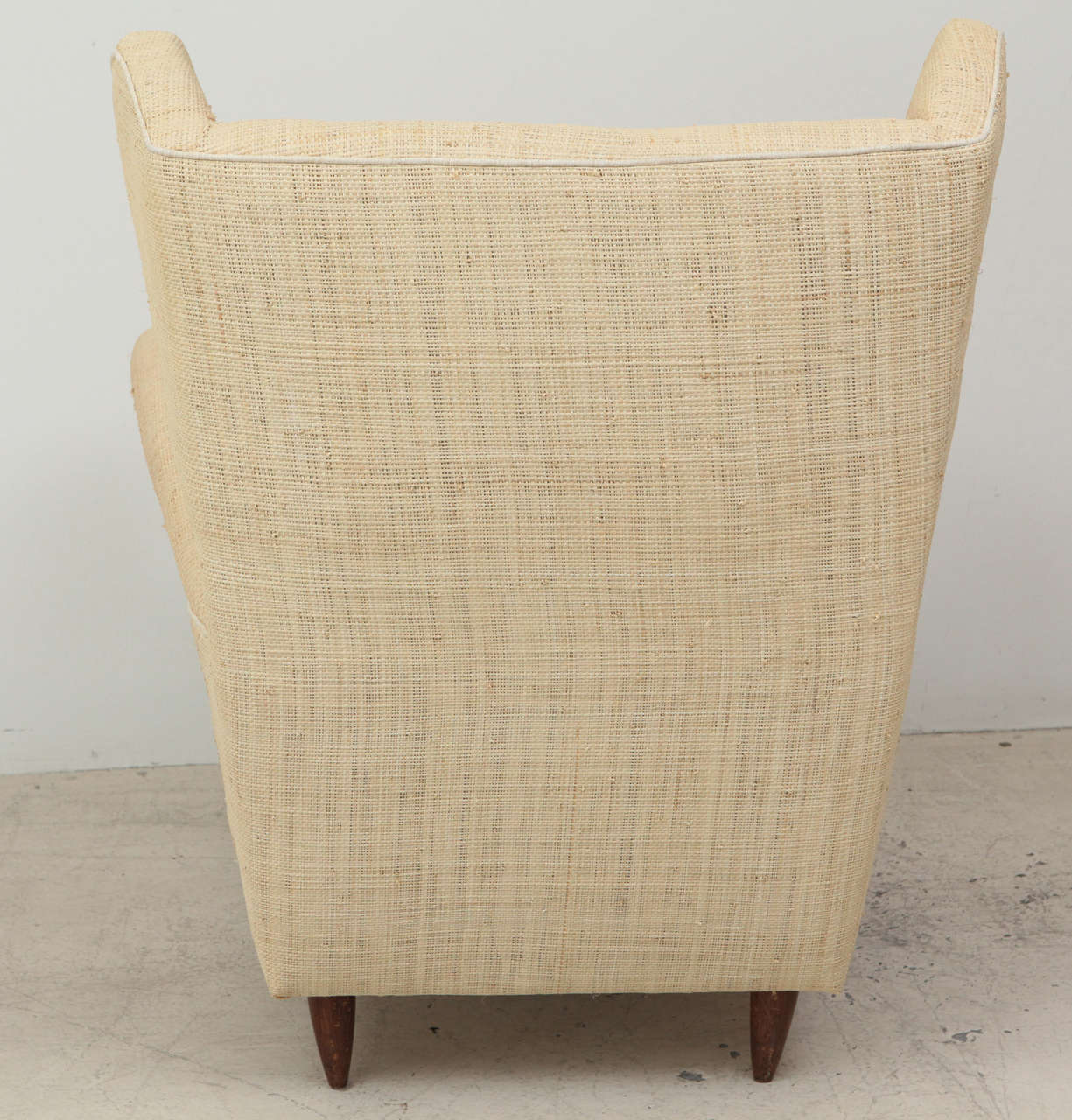 Pair of Raffia Upholstered Midcentury Italian Wing Chairs 4