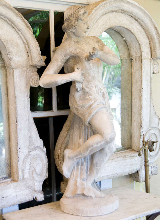 Kalkstein-Statue (Klassisch-griechisch) im Angebot