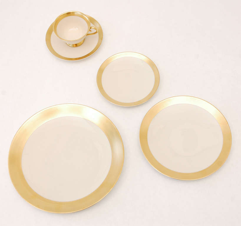 Ten 5-Piece Place Settings of 