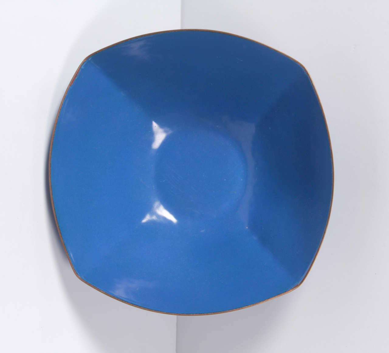 Blue Enamel Bowl In Excellent Condition In Princeton, NJ