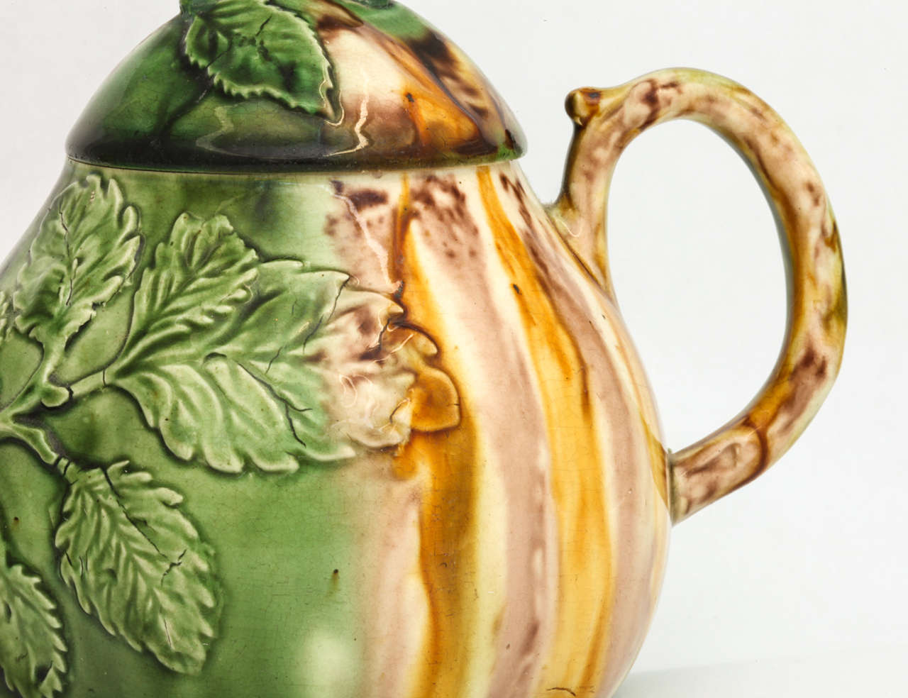 A Rare Whieldon School Pottery Pear Shape Teapot In Good Condition In New York, NY