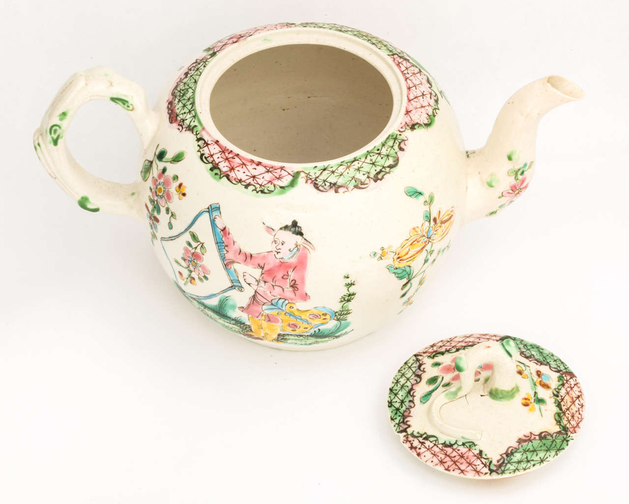 A Fine  English Saltglazed Stoneware Teapot With Oriental Decoration For Sale 1